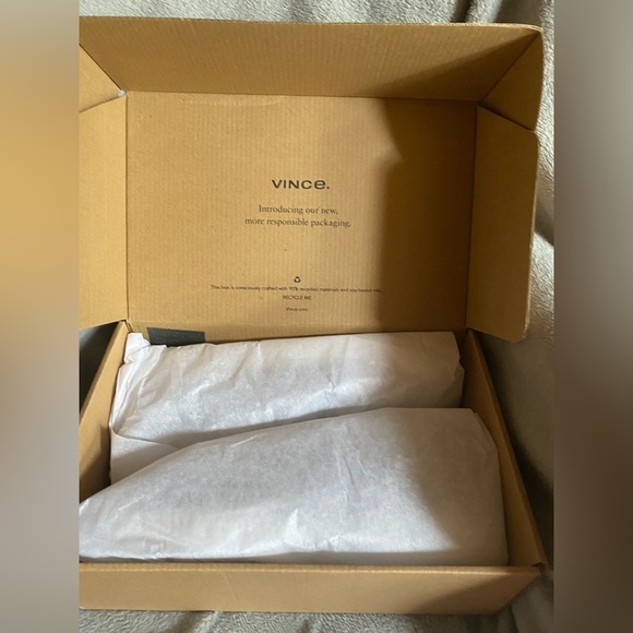 Vince Pacific Leather Slip on Sneakers - Picture 7 of 13